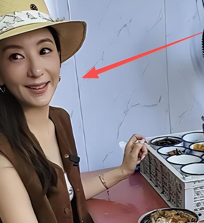 被央媒点名质问是否“胡来”后,票房黑马《牛来》一夜蒸发4000多万,这场“闹剧”要熄火了吗