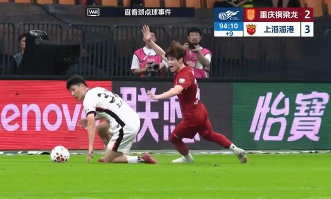 前国脚力挺C罗：热苏斯太不专业是矛盾源泉 梅西遇到这事也会发飙