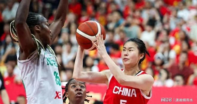 WNBA中国德比：韩旭6+2+2三分完胜李月汝0+1 自由人惨负飞翼