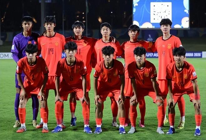 贝克汉姆家丑曝光:布鲁克林疑“娶了母亲”,因三百万断绝关系