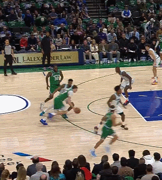臂展怪留在NBA!班巴两年合同重返爵士 年仅28岁仍具高性价比