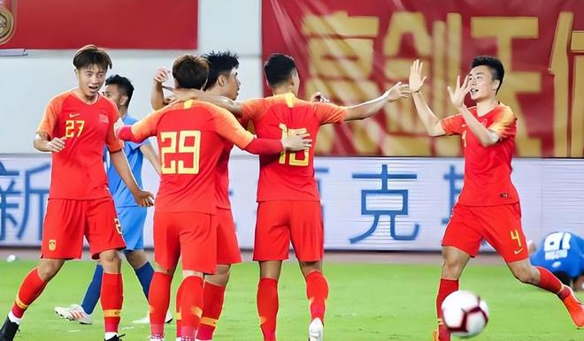 达成个人协议!4300万英镑,法国兽腰将签约曼联
