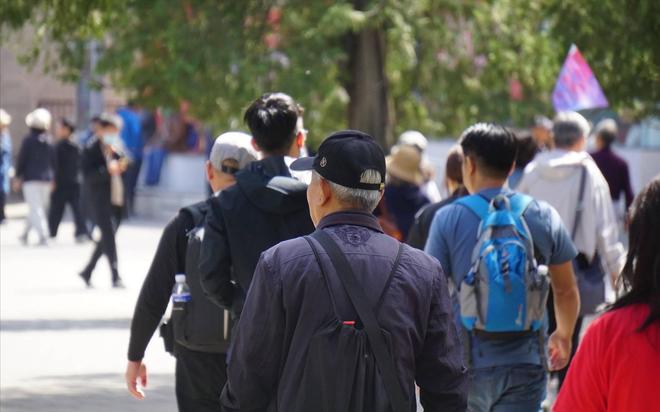 开拓者官方欢迎莫兰特！2换1交易正式完成 杨瀚森利拉德迎新队友