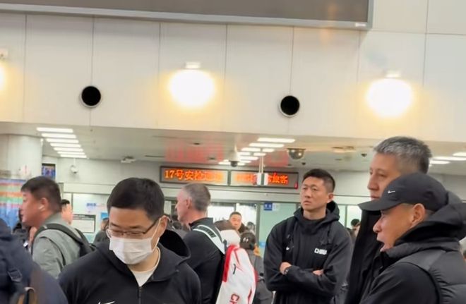 酝酿重磅交易！火箭多笔操作控制在奢侈税线下 有多个首轮签筹码