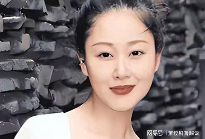 张馨予海边九宫格!这身材可不得了