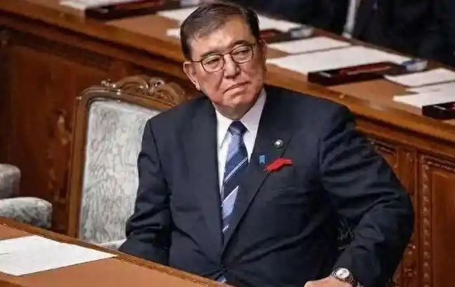 姆巴佩传射建功,刷爆60年纪录!2