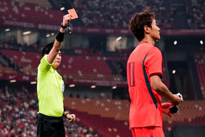 曝国手内线被摆上货架！本赛季场均17+8，恐遭北京、上海等队哄抢