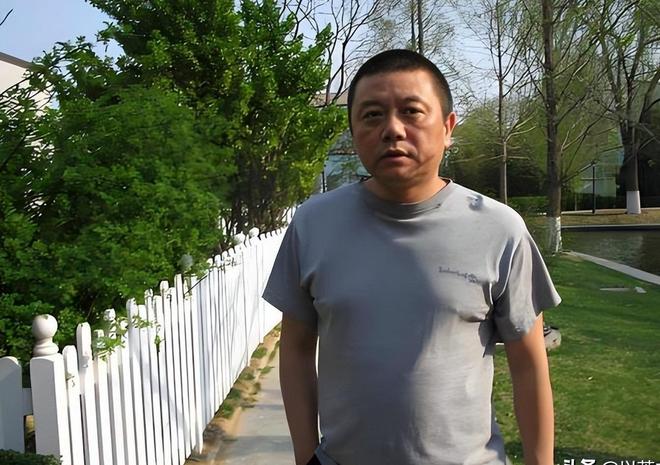 不走了？曝CBA顶薪内线新赛季留在北京首钢，李楠还会重用他吗？