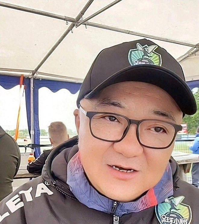 詹姆斯高尔夫事件无后续？刘翔纪录被质疑，虎扑热帖太敢问