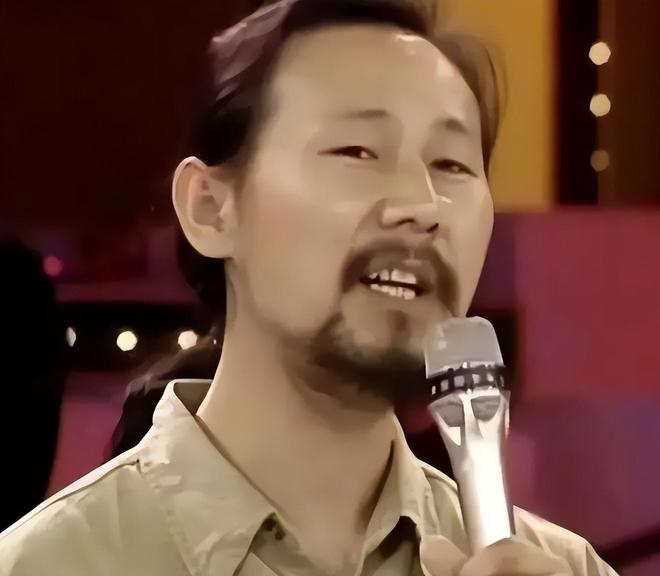 心理学发现一个神准的规律：儿子越有出息，父亲越不爱吭声，父亲越强势，儿子越没本事，你对照一下身边是不是这样
