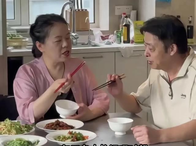 CBA最新消息！曝杜锋离开广东宏远，山西男篮争议后卫离队