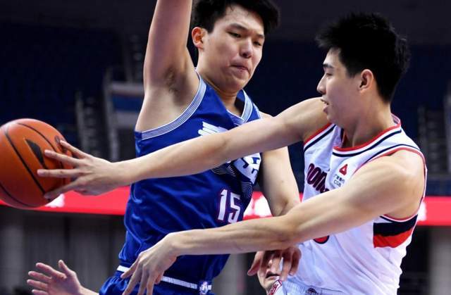 郭昊文退出NBA夏季联赛，同曦开出顶薪续约合同