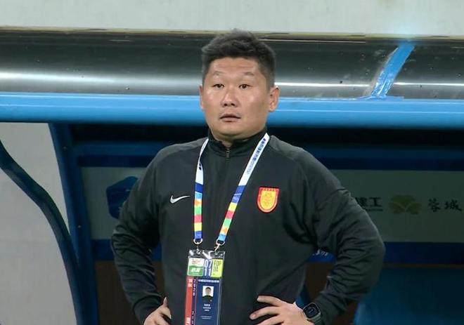 58岁大叔想搭伙养老,54岁绝经大妈直言:同居可以,但这4个