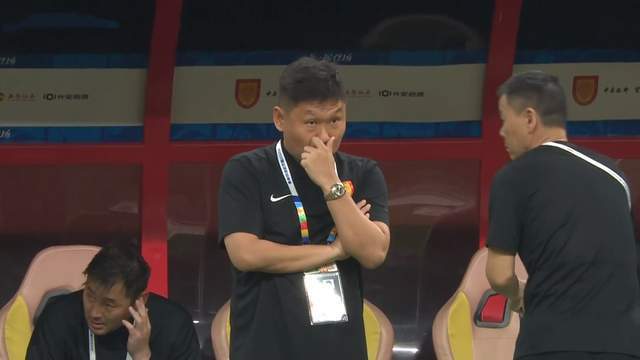 替补上场仅约20秒后，卢卡库造乌龙