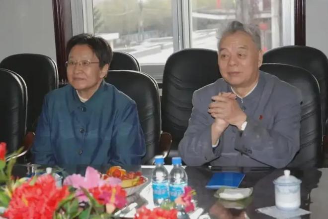 史蒂文斯向布朗道歉!绿军老板回应多笔争议运作:和省钱毫无关系