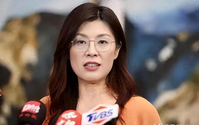 张镇麟转会费超5000万；上海队曾询价赵睿、周琦，但不愿支付溢价