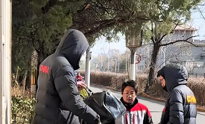 酝酿重磅交易！火箭多笔操作控制在奢侈税线下 有多个首轮签筹码