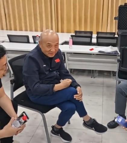 古德温完成续约!下赛季外援缩减至3人,2原因值得上海留下弗格