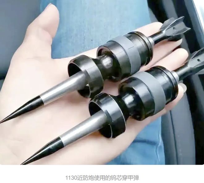 太离谱！41岁C罗巨大低迷：40分钟2次错失单刀 队友抱头不敢相信